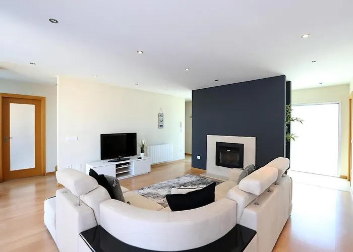Holiday home Funfactory House Nazare